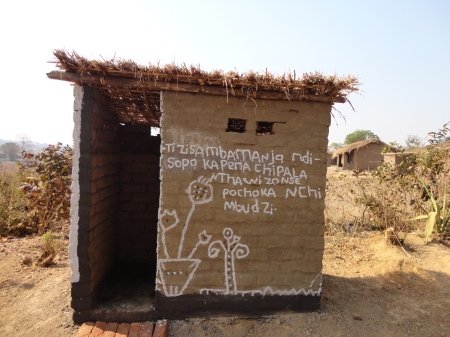 CLTS latrine_Malawi_PB